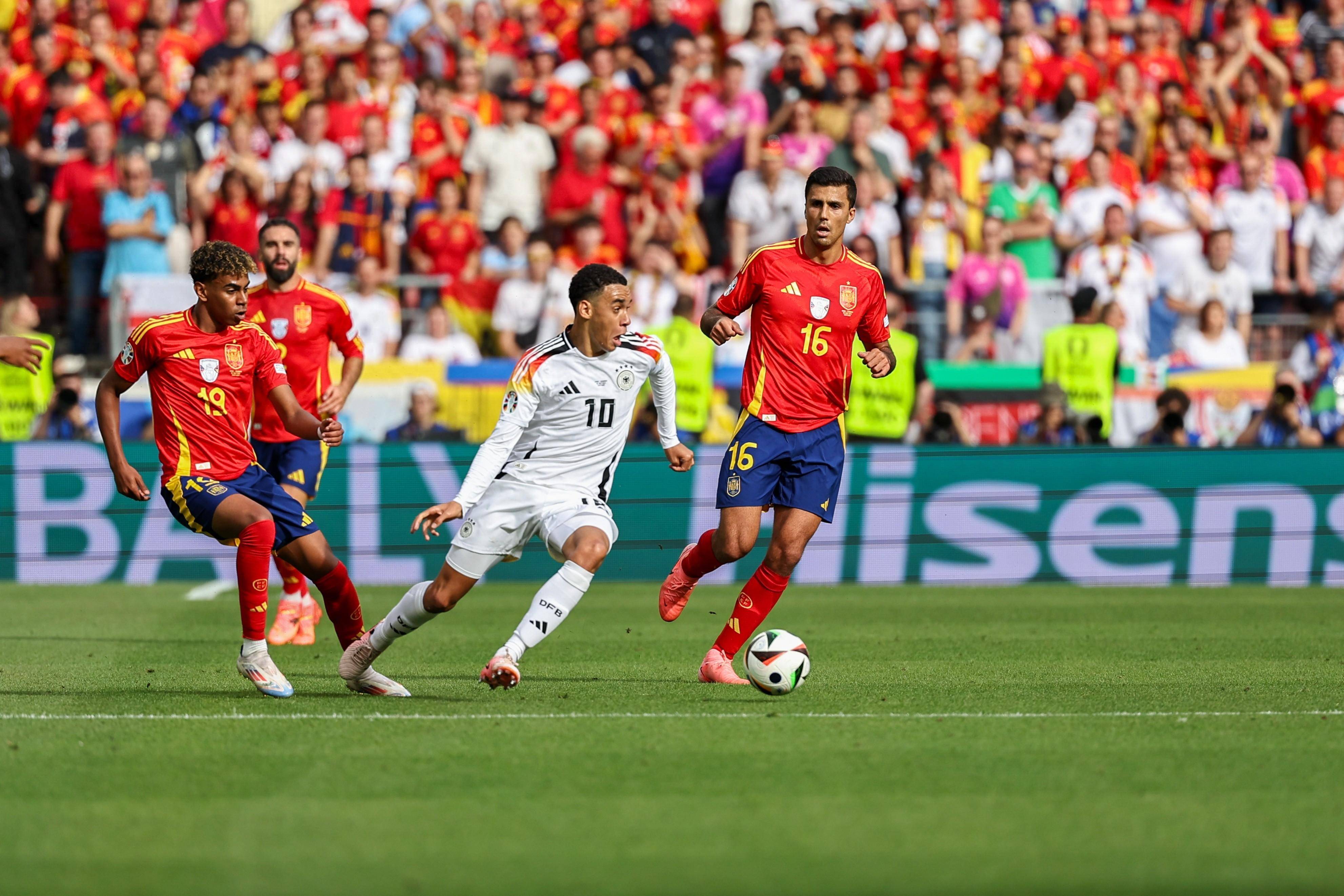 九游娱乐-阿森纳前途光明！，纳达尔新星爆冷表现突出全场沸腾不已-九游娱乐